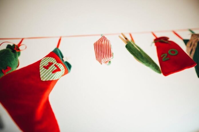DIY Fabric Garland for Seasonal Decor