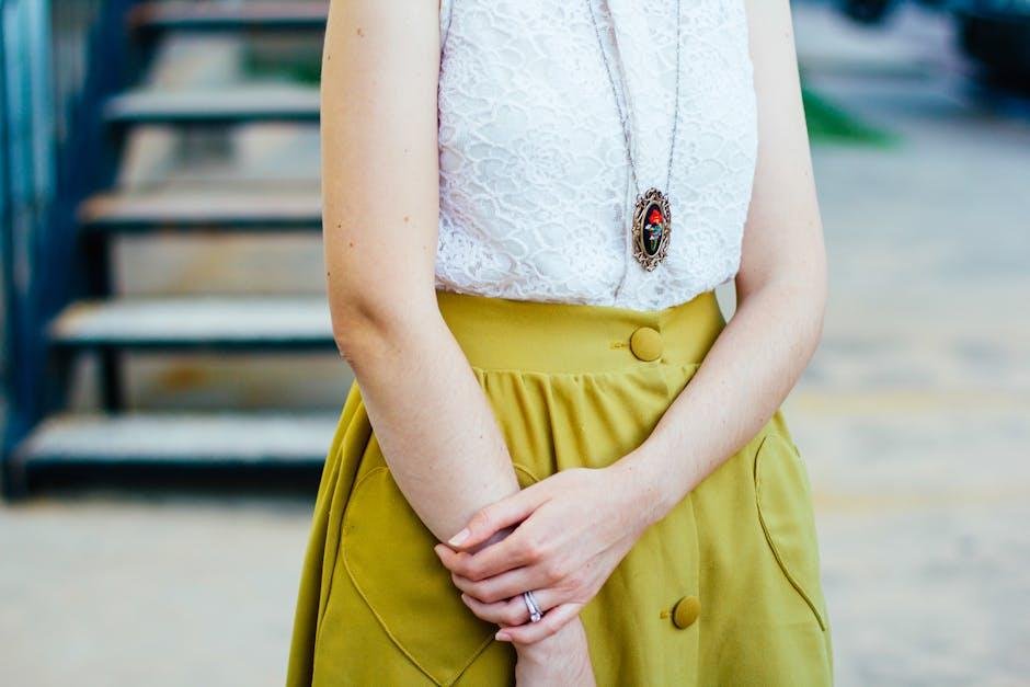 Choosing the Right​ Fabrics for Your Elastic Waist Skirt